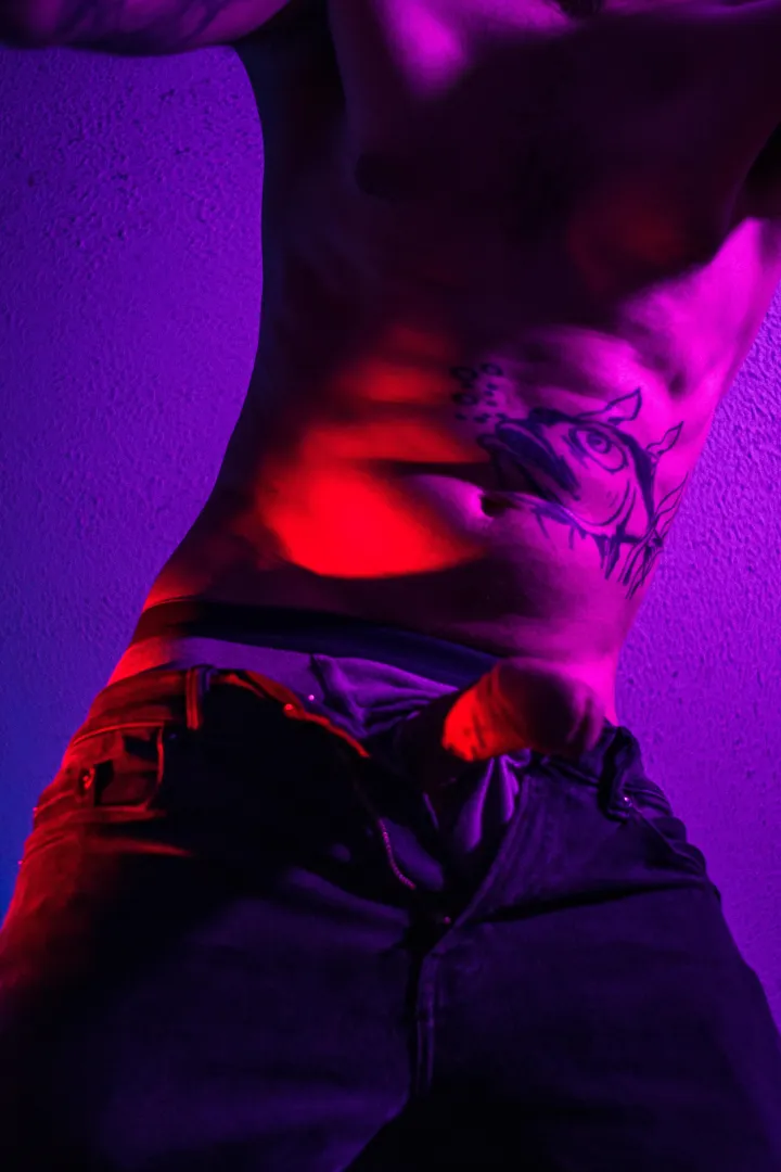 Looking up posted by Fit_University_2874