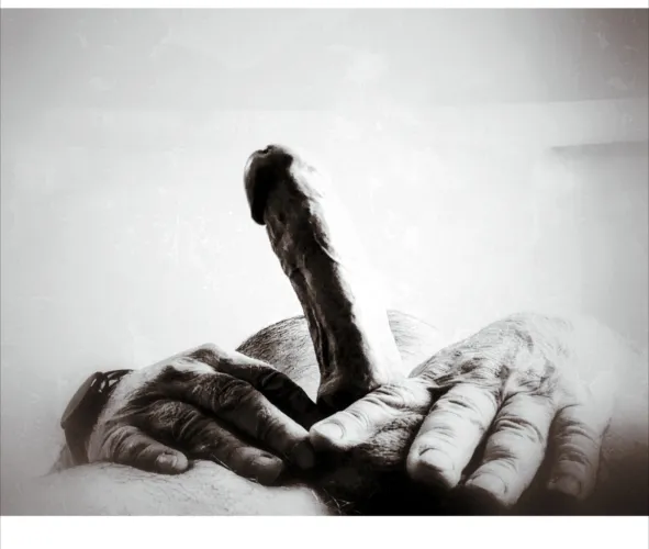 Looking up. by NakedMusings