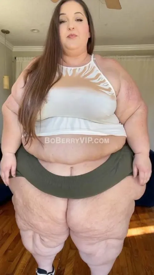 Looking very chunky these days! by M00sE_D