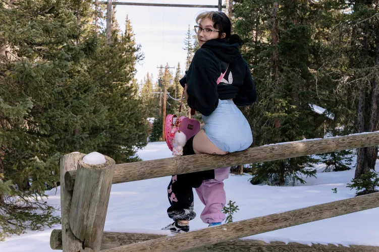 Looove hiking and taking pictures by medusarosexo