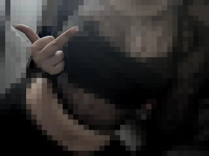 losers get off at the right price  by browniegrll