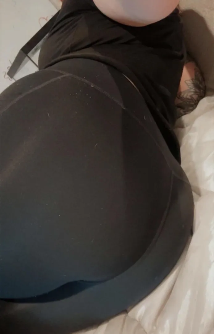 Losers like you don’t get baddies like me  posted by PrincessPawgXO