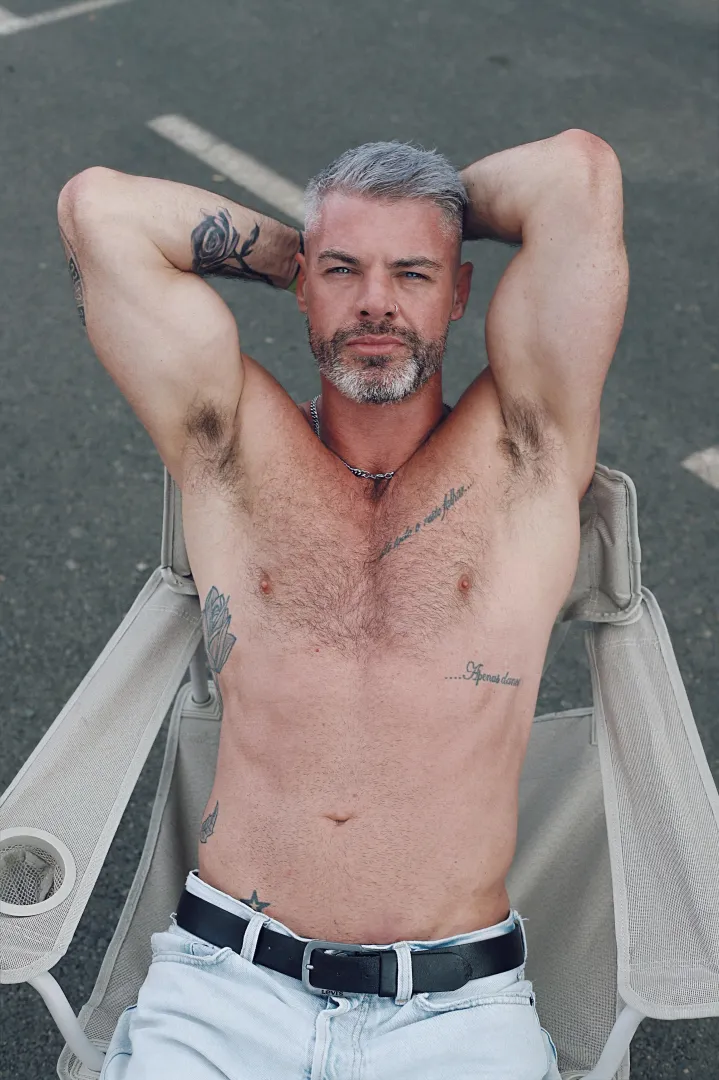 Lost in the scent posted by BarelyJustinThyme