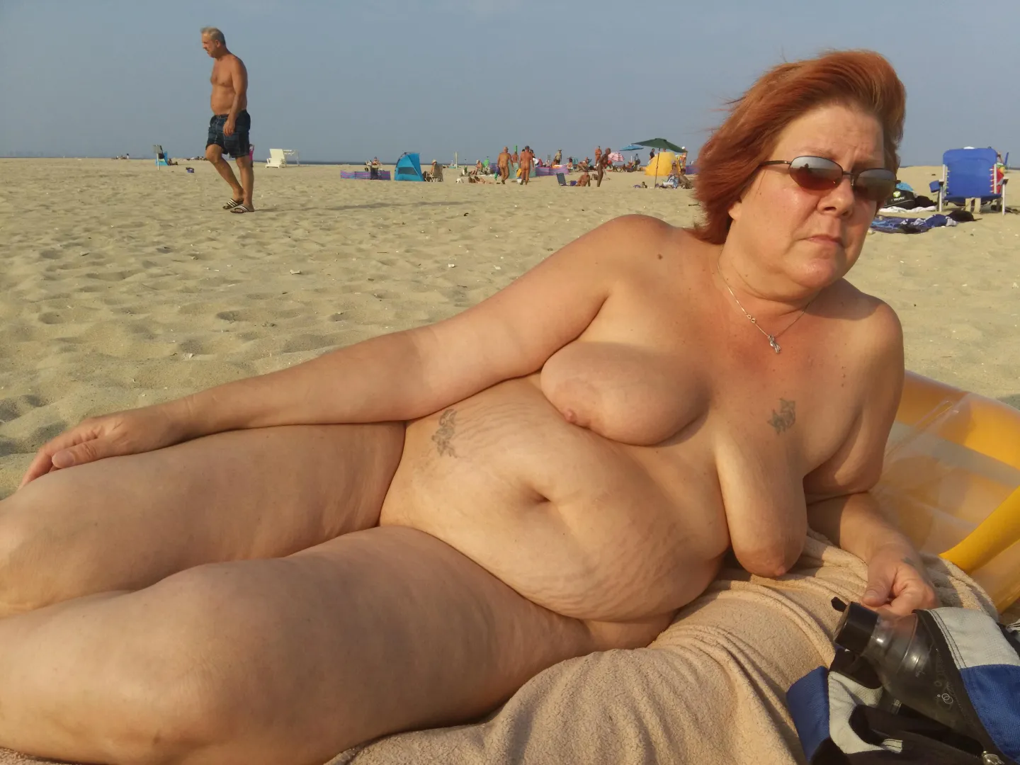 Lounging at the beach posted by Milo-yambag72