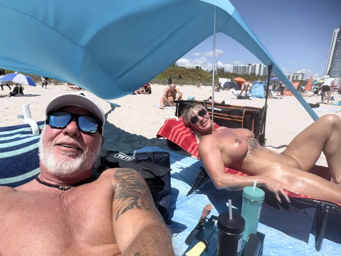 Love a good beach day by hotnflorida