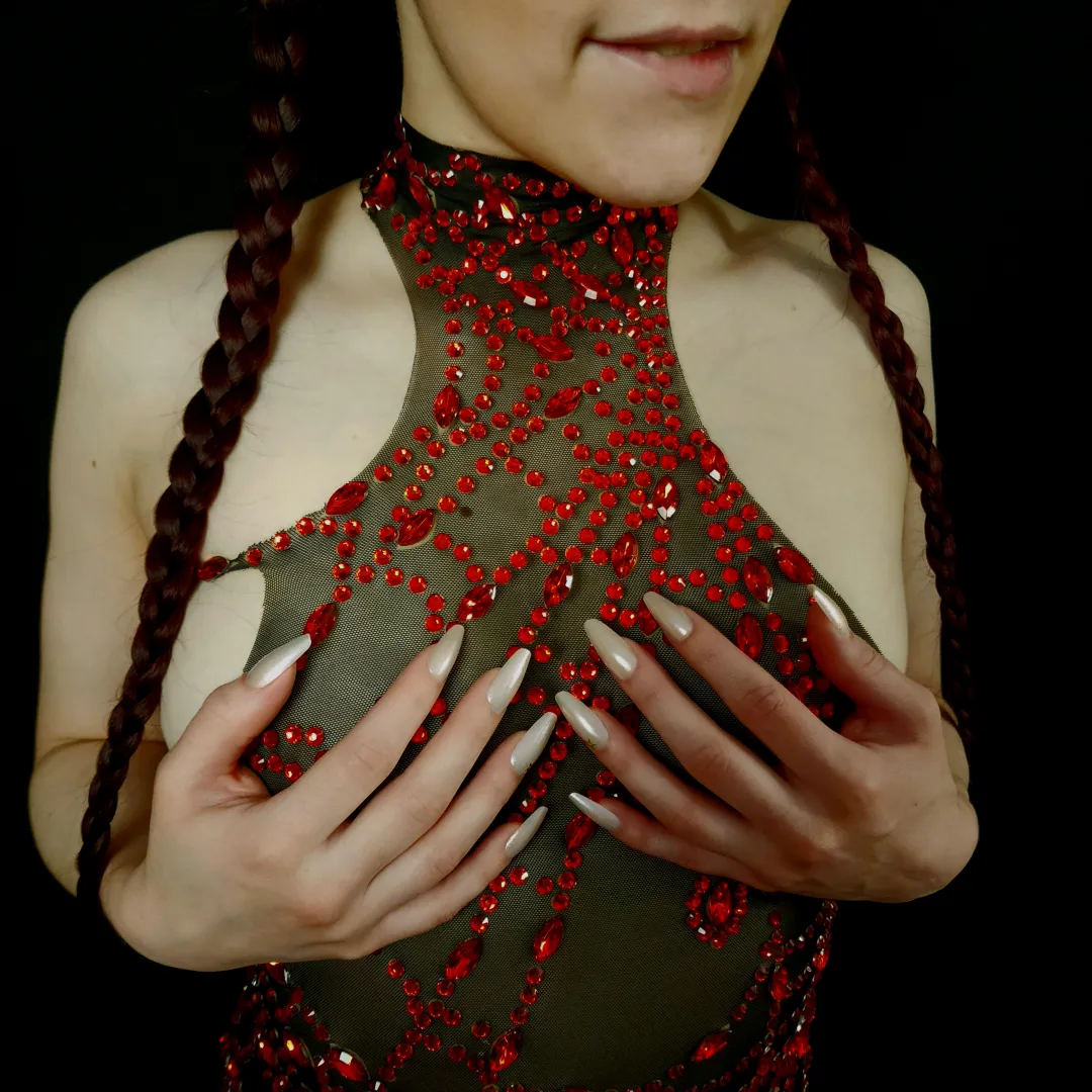 Love a handful posted by Annieslove_patreon