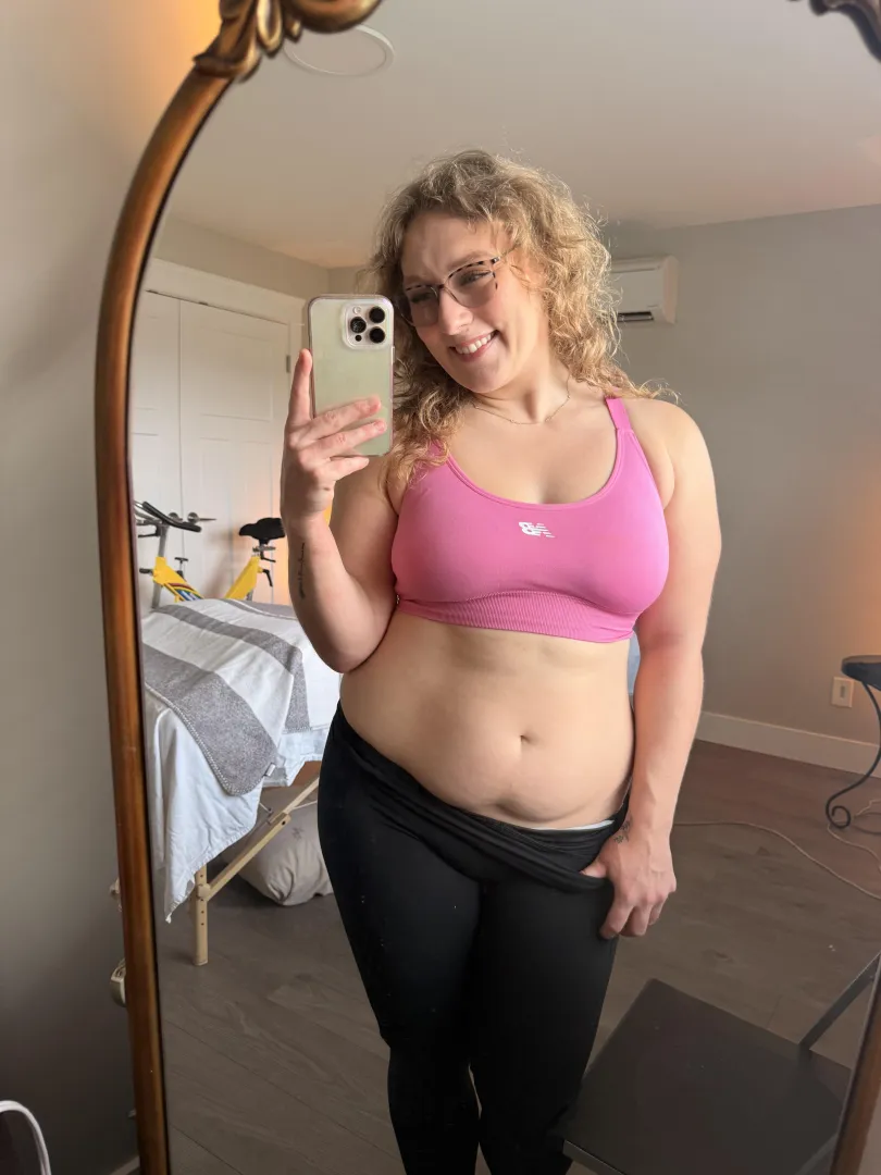 Love a men who can appreciate a belly posted by bootyliciousangel