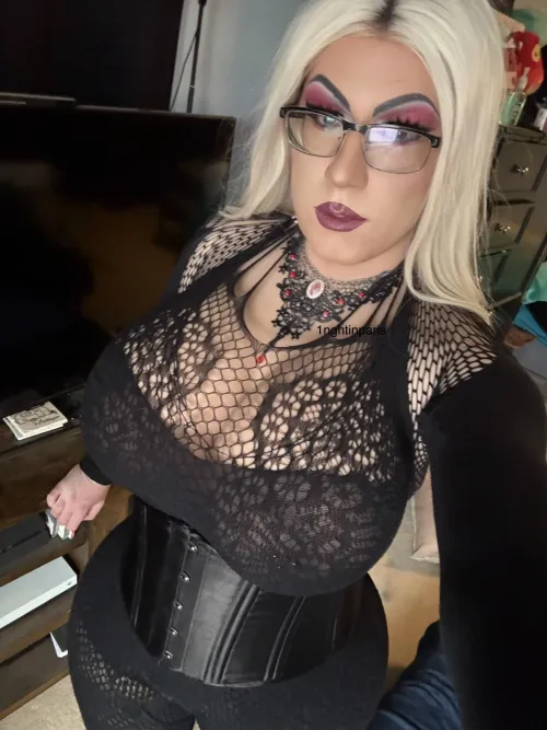 Love dressing up for you  by 1nghtinparis