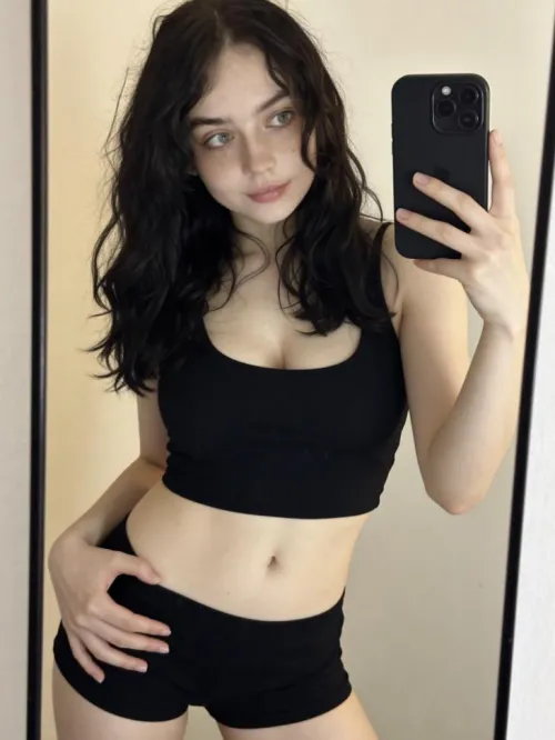 Love How My Bellybutton Looks In This Crop Top ❤️ by Bellybuttoncute67