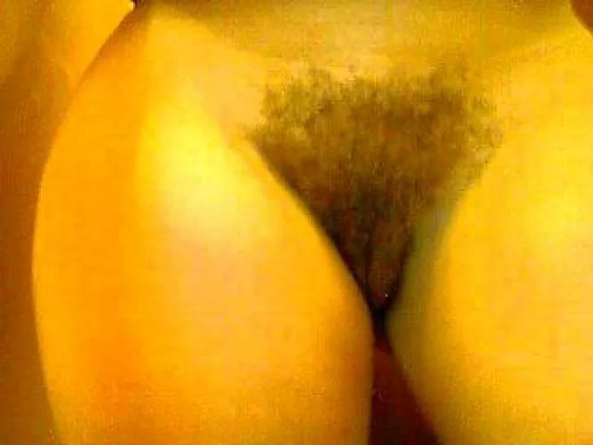 Love my hips  by Brownfolly