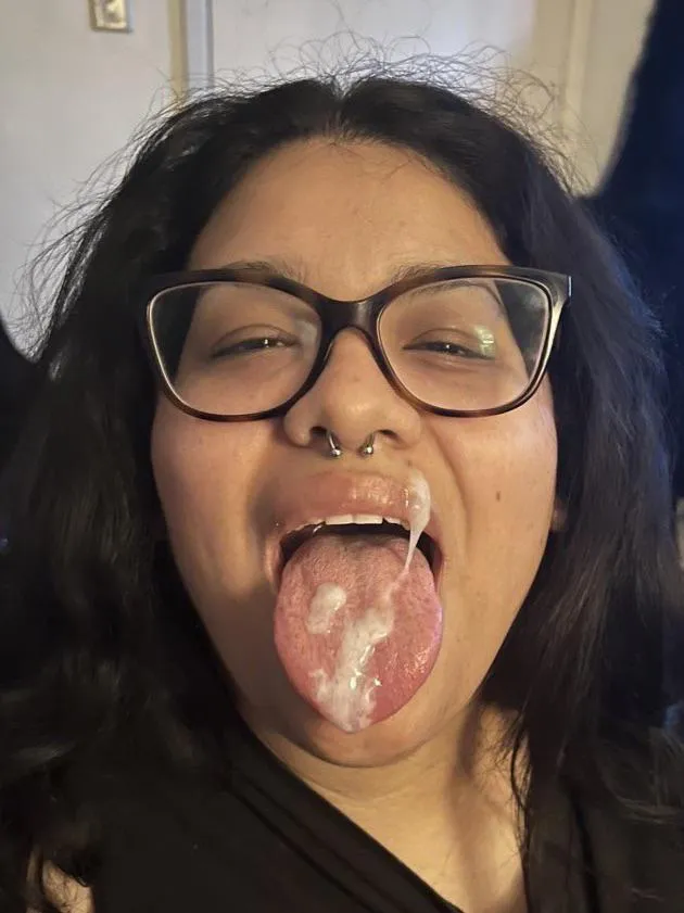 Love playing with cum posted by unhappy_betty