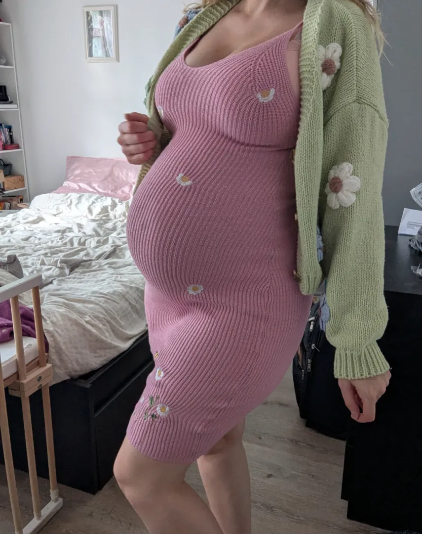 Love some pink :) posted by preggnancy