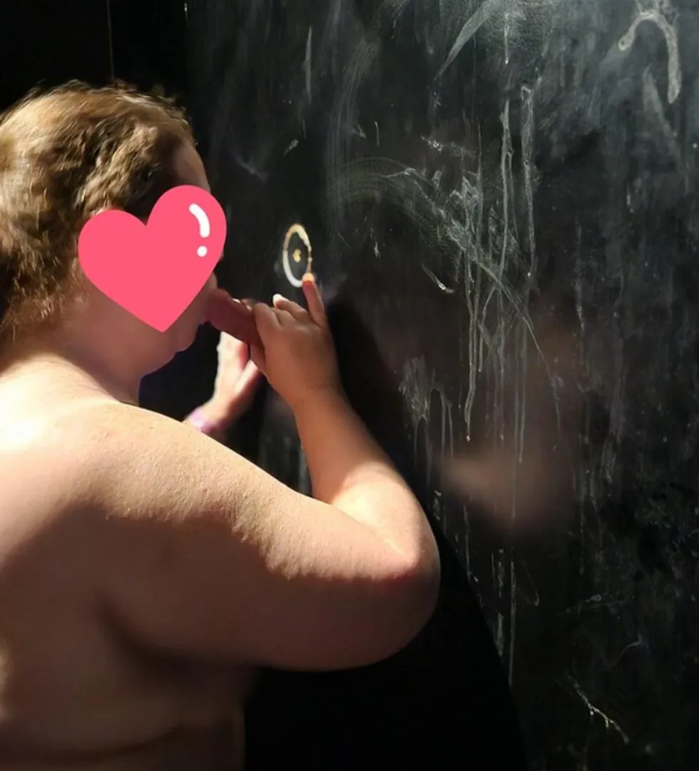 Love sucking neglected married cocks posted by 4_horus_power_93