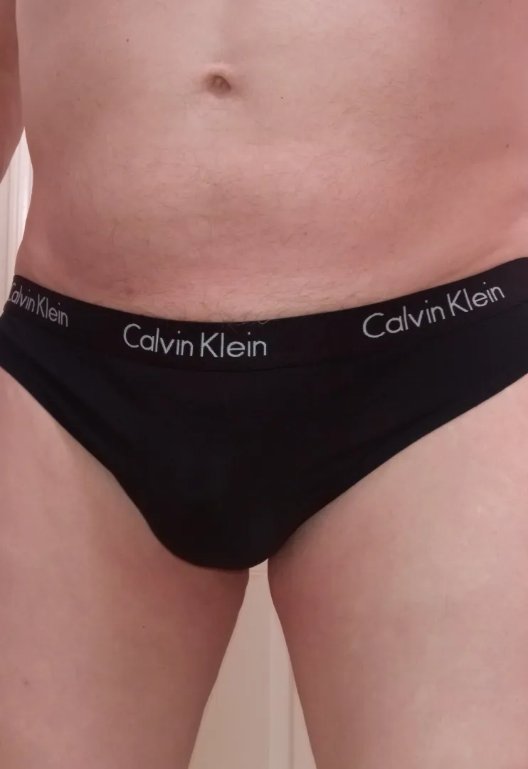 Love the fit of CK Bikini Panties posted by onlylookvanilla1983