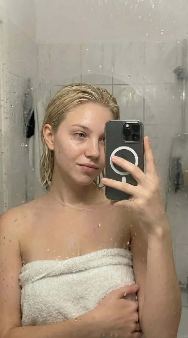 Love the towel! :) posted by OfficialMadiReed