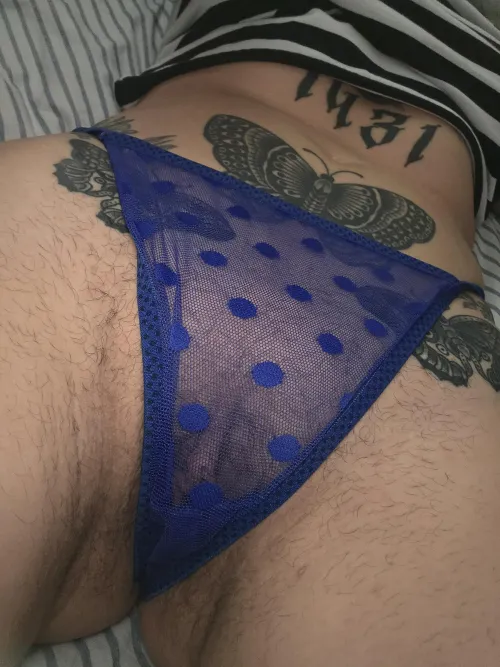 Love this blue g string by Vixxen_Vera