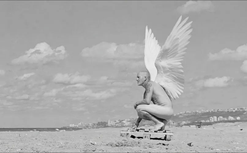 Love to be nude on the beach by popeyebitter