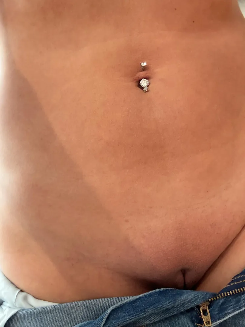 Love to get nude and show off my new belly button ring posted by No_Promise_1001