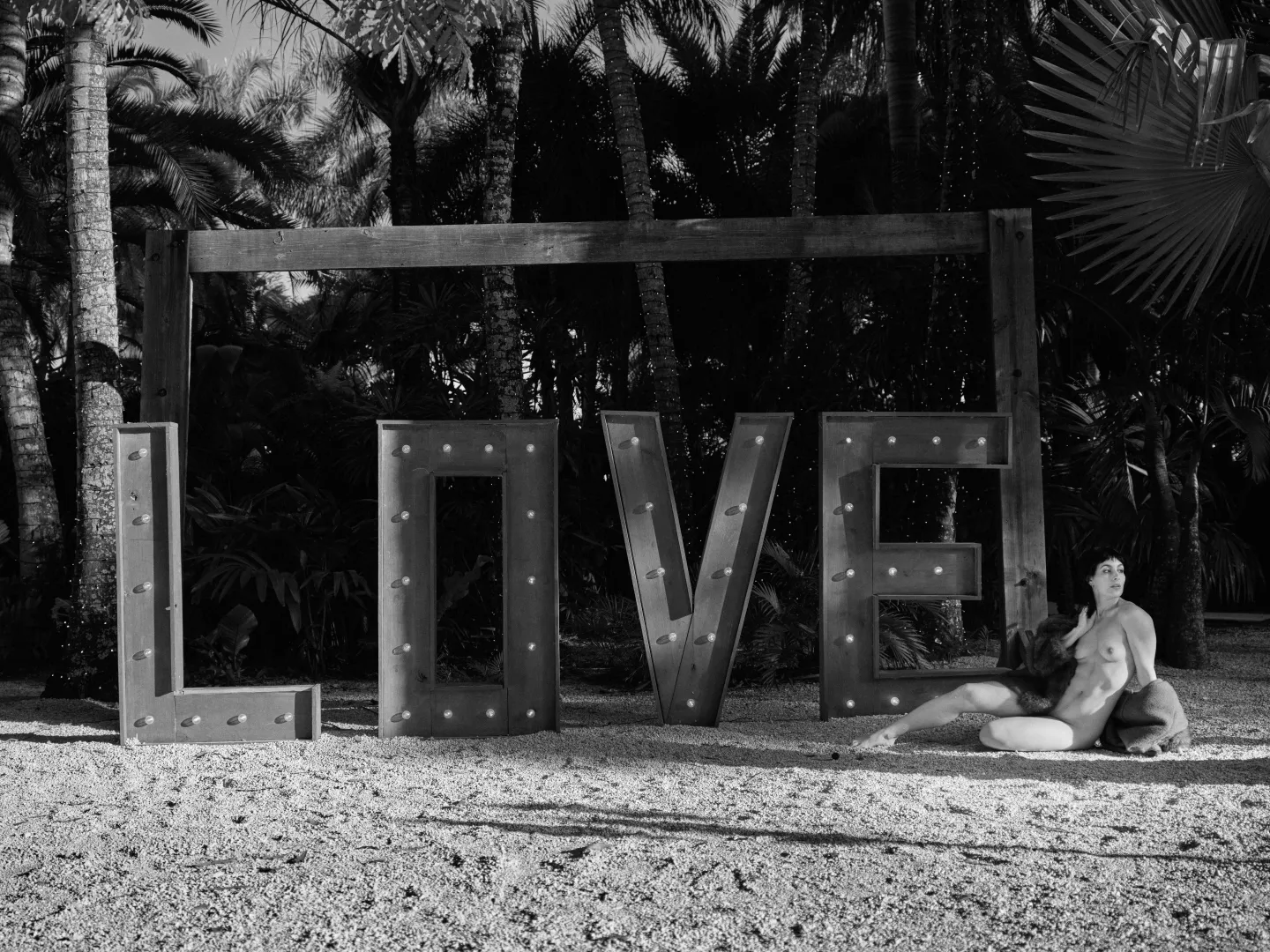 Love with Izzy posted by valvicphoto