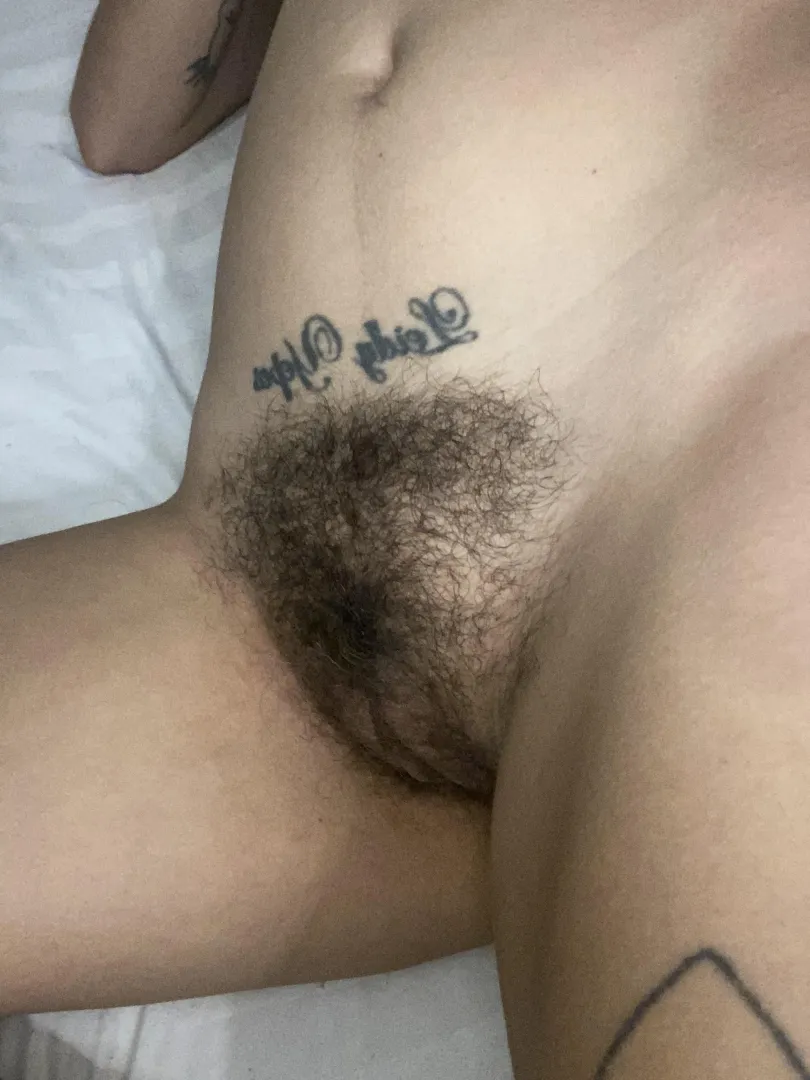 Loving my natural hairy bush vibe right now posted by GyalllWhispeers