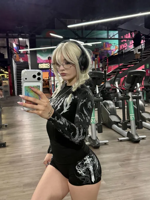 lowkey living for the post workout glow rn by Bubblybuunny