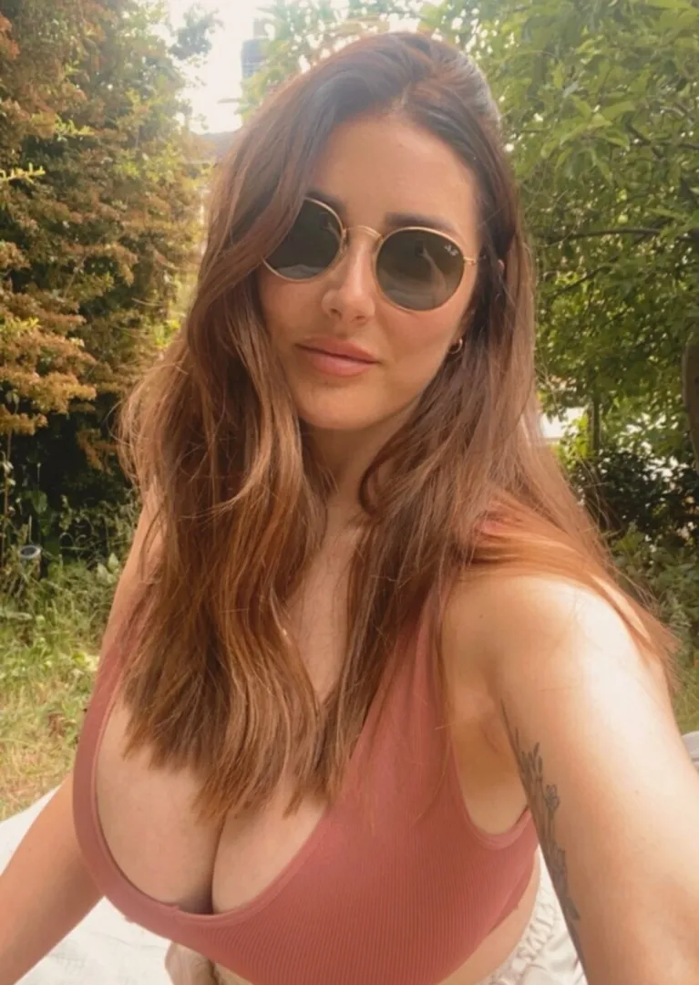 Lucy Pinder posted by linderpucy66