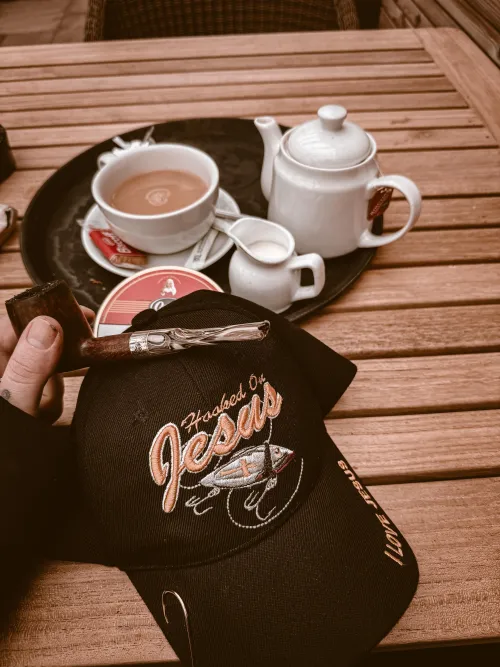 Lunch break pipe, golden sliced orlik in my Savinelli. With my pot of tea.  by pipesmokingislander