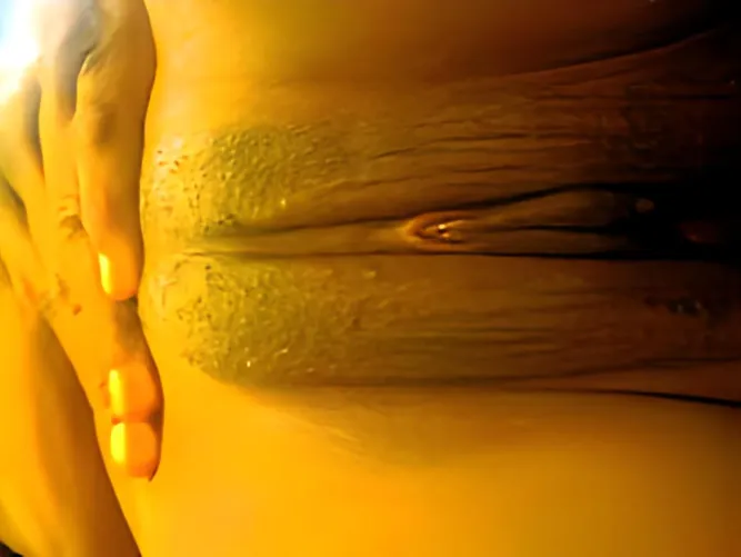 Lus n tong op my clit by Brownfolly