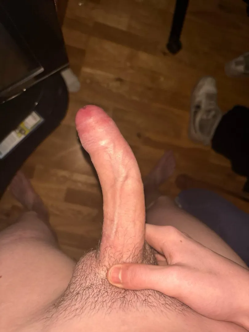 M [18] posted by National_Steak_3364