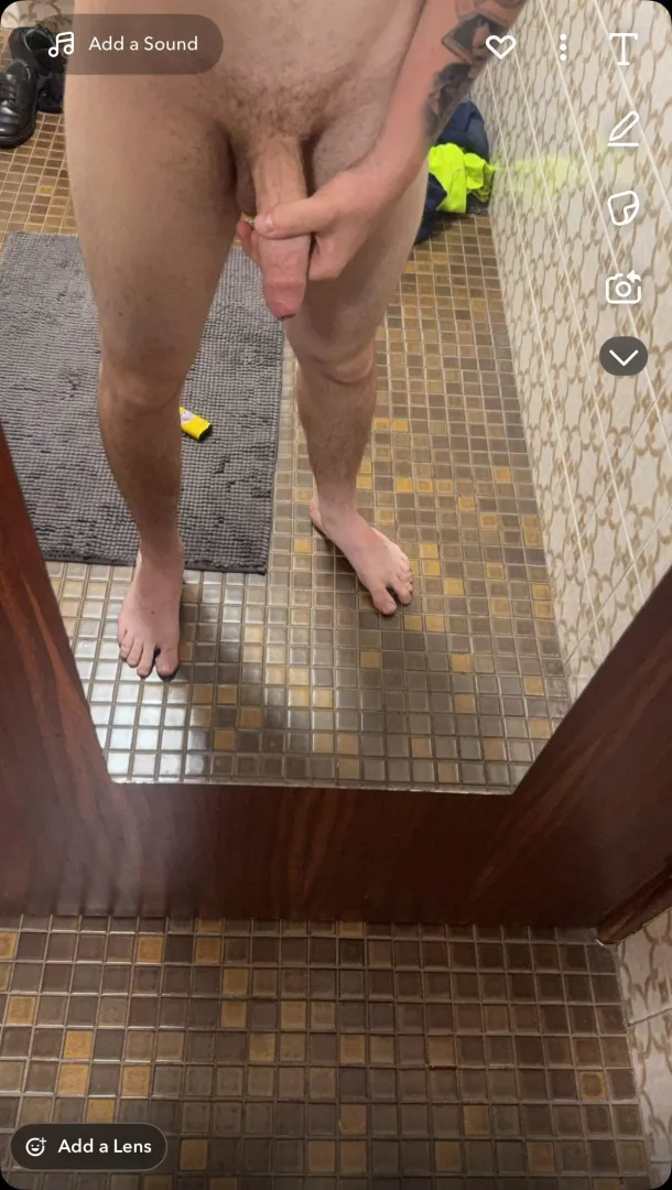 M 19 any T hmu posted by Glad-Bid-2359