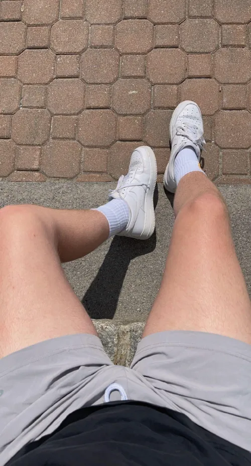 [M] 22 for guys feet by Klutzy-Teacher-603