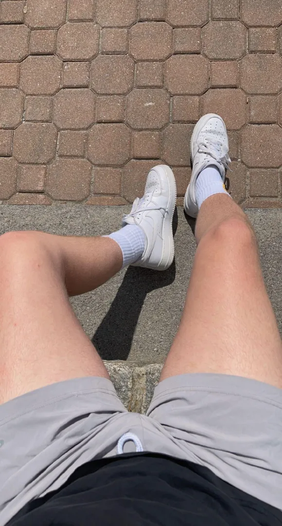 [M] 22 for guys feet posted by Klutzy-Teacher-603