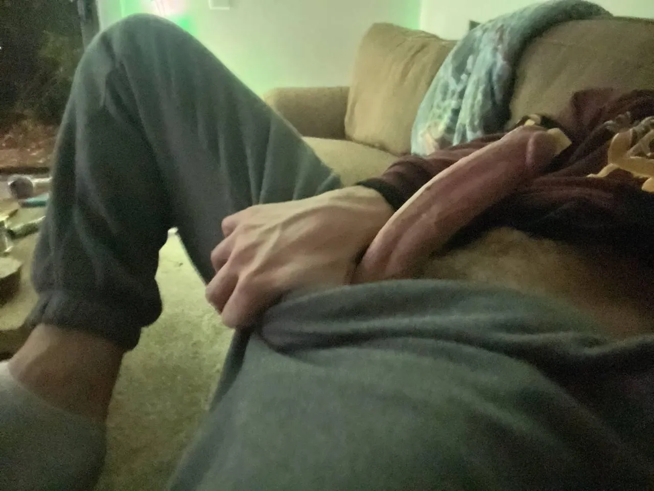 M 25 4 F from a2 posted by yeeting_da_hoess_