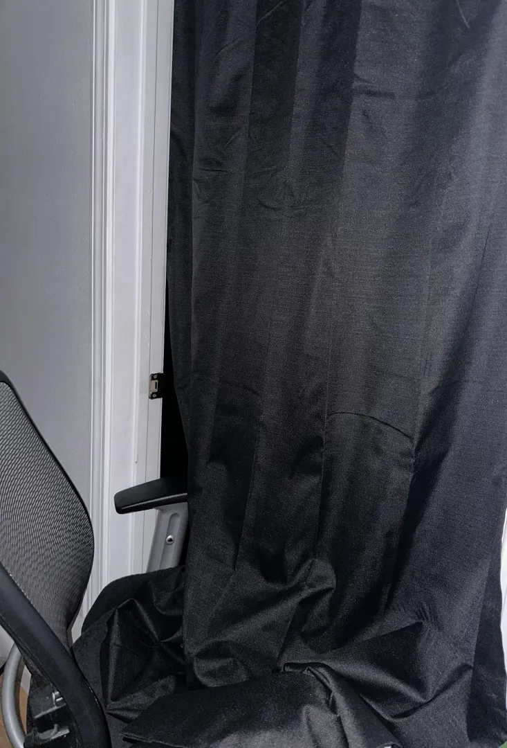 M 26 with a private sitting gloryhole looking for someone to use my throat. Im clean shaven no facial hair. Will sloppy throat and swallow your load. I keep it discrete, message and send  pic, be clean. Hairy guys to the front  posted by DL_Hole_2693