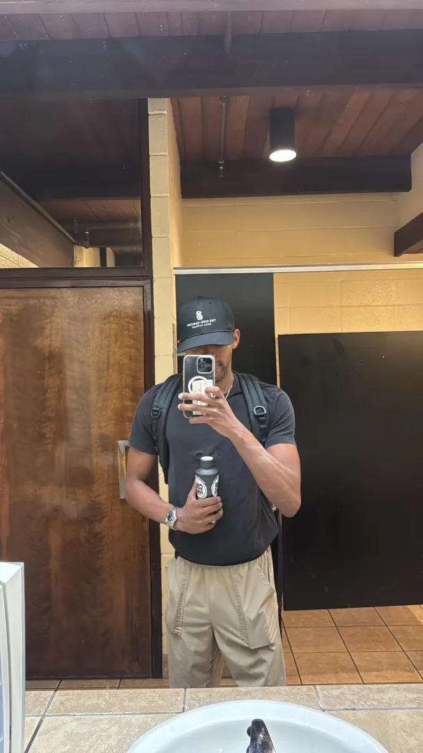 M for couple or M posted by whatsup258889