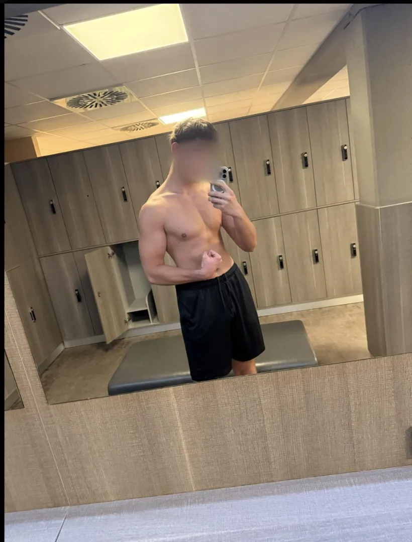 M18 sucht Herrin posted by [deleted]