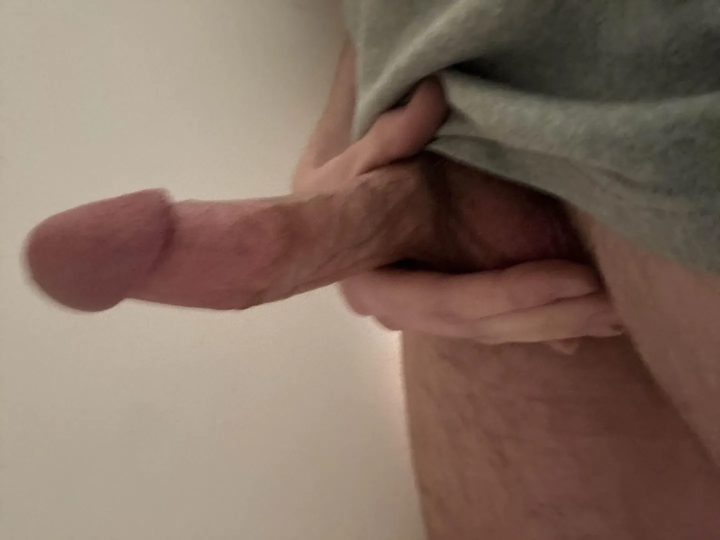 M19 back from college in Pittsburgh looking for any older women that wants to play posted by Kitchen_Muffin_5538