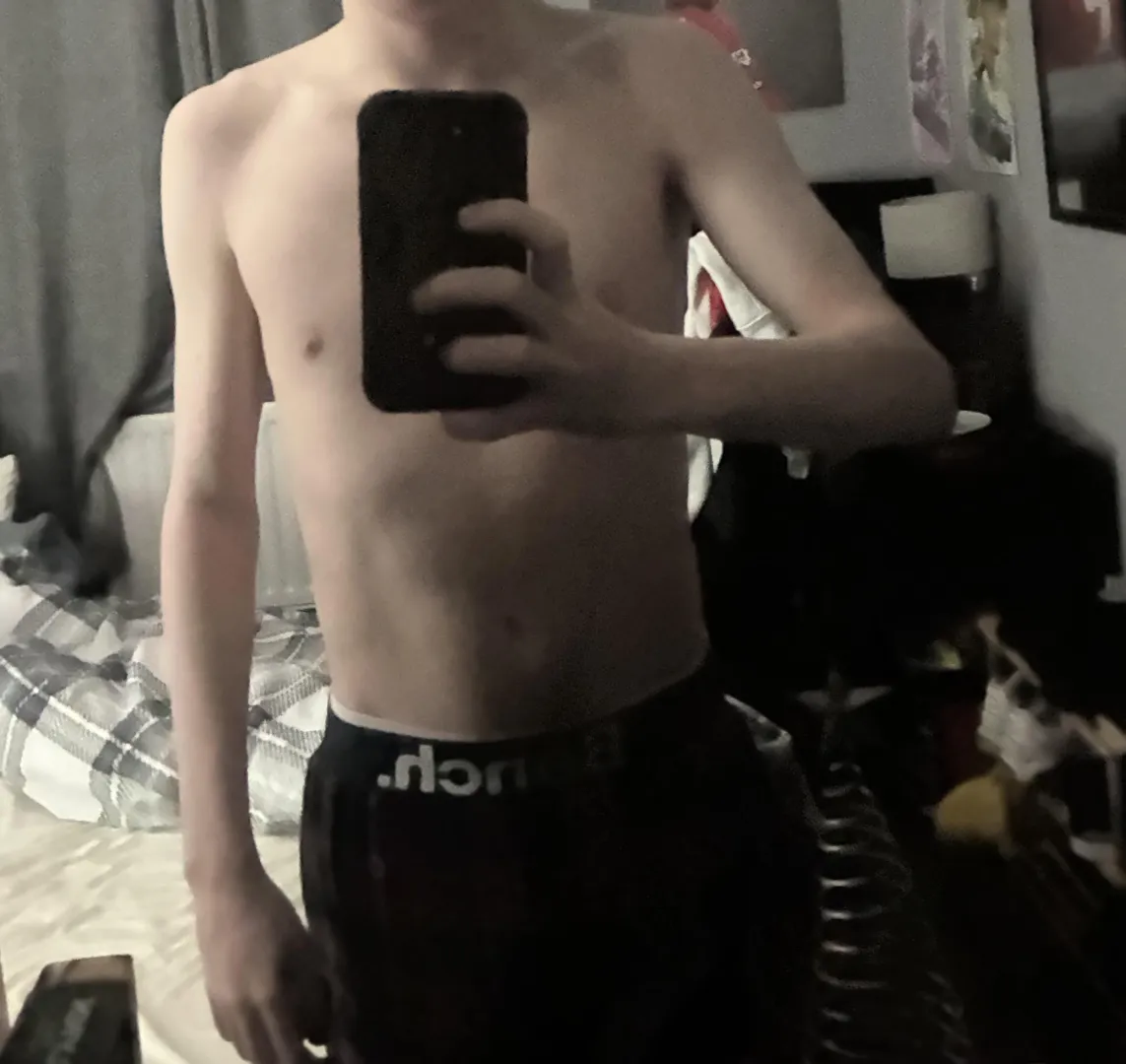 M19 Stockton Skinny Sub- Looking for people into latex or crossdressing. Would love to dress up for someone and be their sissy! Would love to meet today or end of this week! posted by No-Reward9847