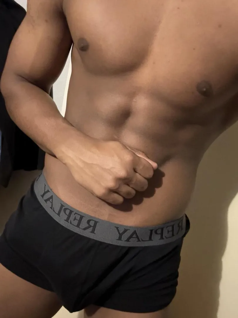 M20 Groningen opzoek naar F om mij te ontmaagden posted by FewExplanation7120