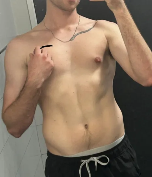 M22 ASU student looking for a “study buddy” ;) by seaspray28