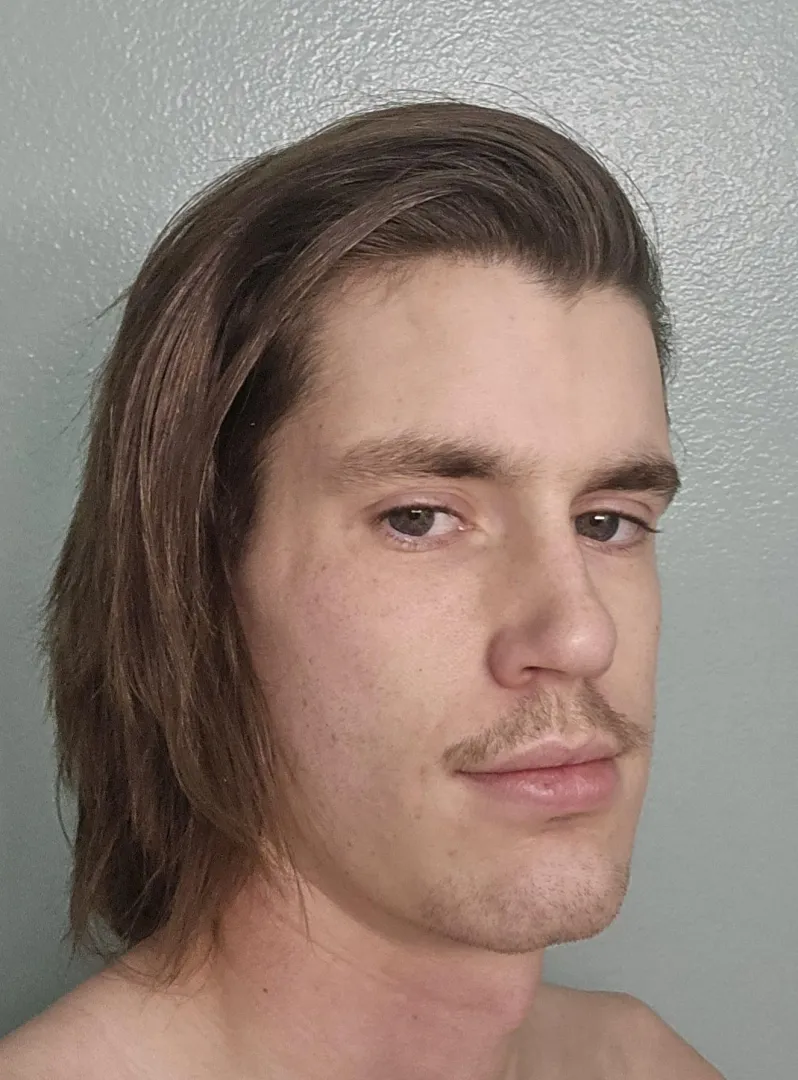 m22 looking for a woman. posted by XLIV_tm