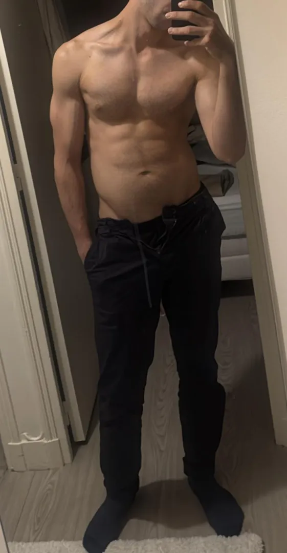 M25. Fit bros in Europe want to talk? posted by batzy1