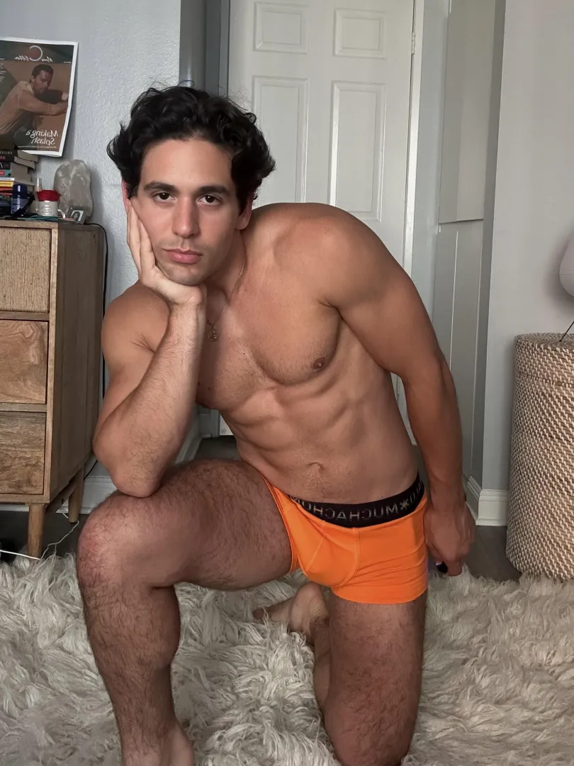 M26 Who wants to fuck me? posted by ratedrross