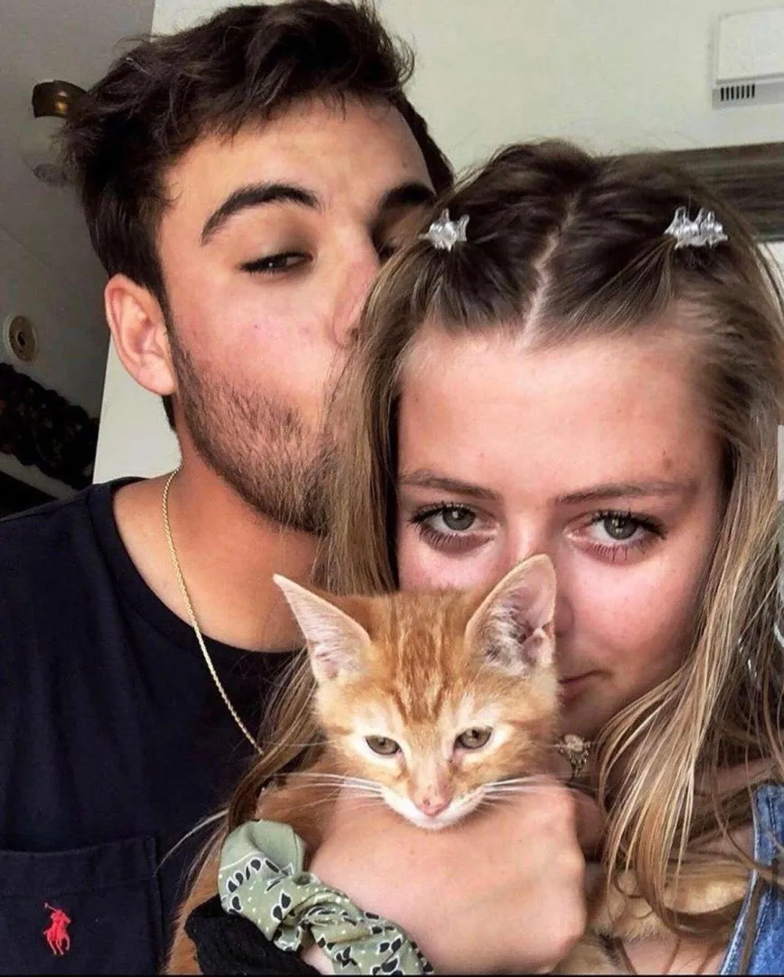 M26/F25 Looking for another male or couple to join us. We’re in Minneapolis. Preferably someone around our age. posted by Bicouple21