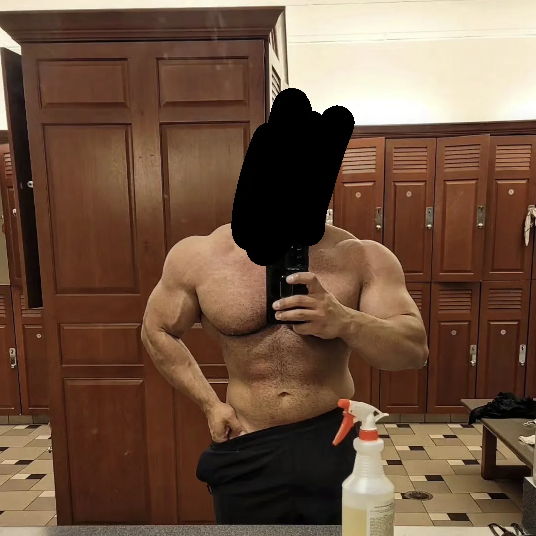 M30 looking to worship a nice ass and feet! Any F takers? [M4F] [TACOMA] posted by b3astmod37