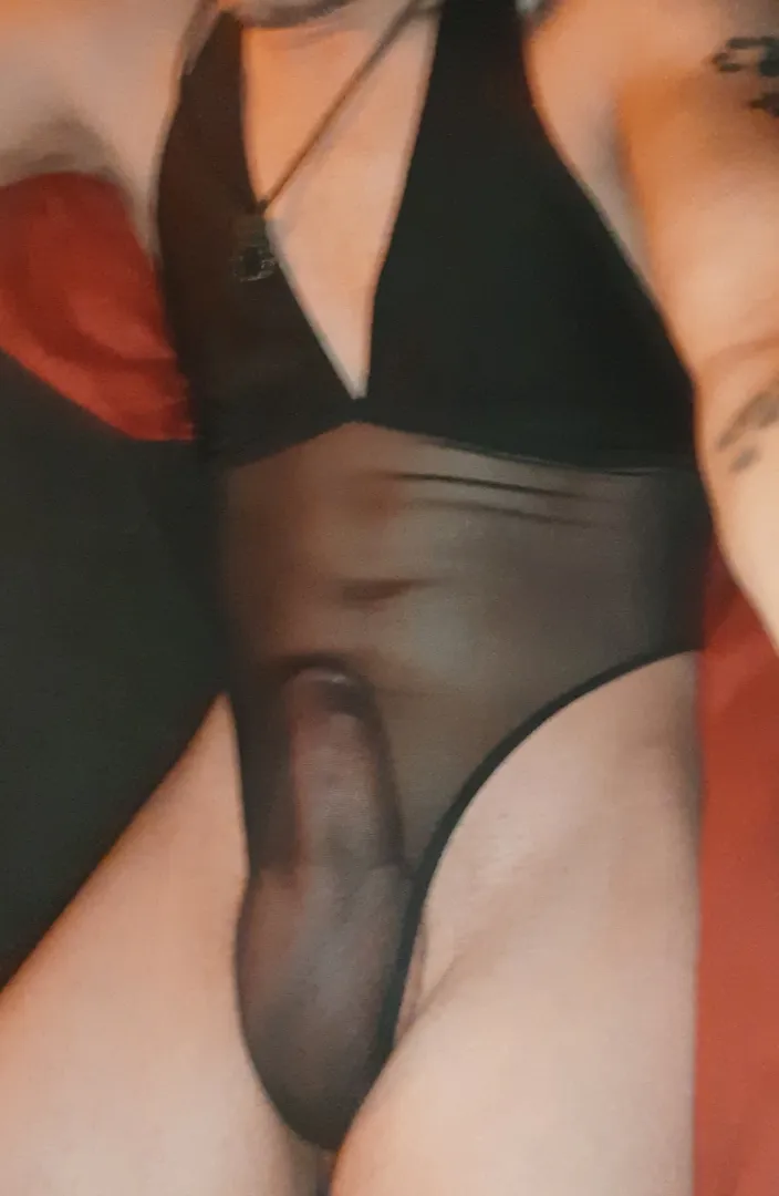 [M42] single bi femboy posted by DutchGoonGamer