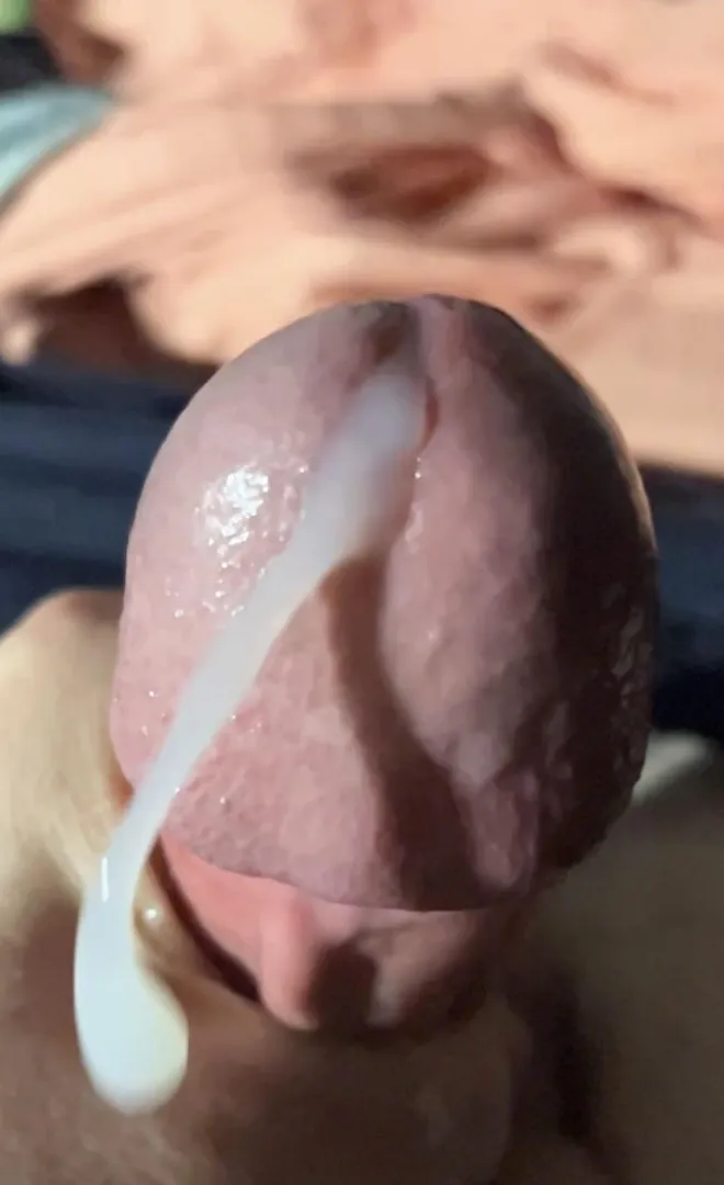 [m4a] straight public pervert. I love cumming outdoors. Want to watch? DM posted by PNWpub