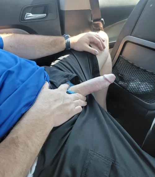 M4C of F Im hoping to find a female tonight who can handle a big cock? Hotwifes or single females by boredpervyhusband2