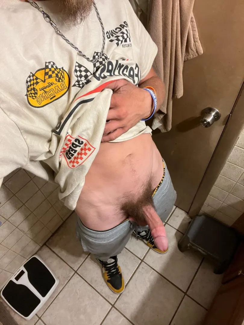 [M4F] 20 just wanting to get down with someone tn! posted by HardG18