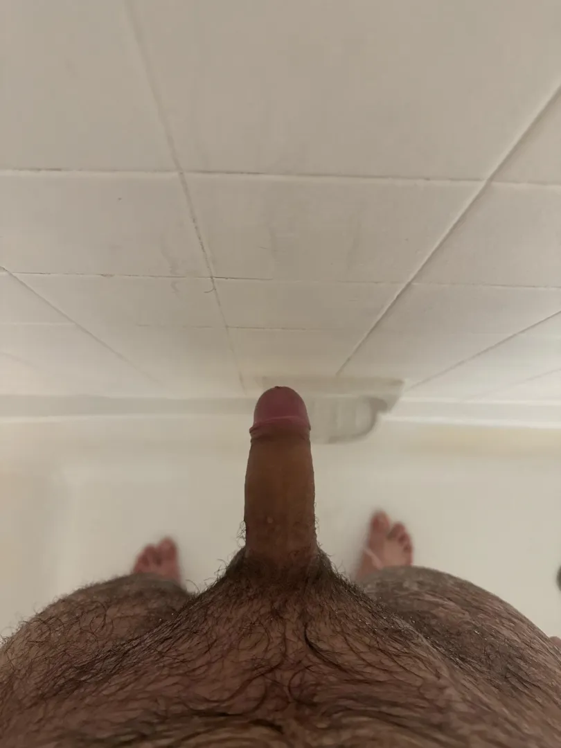 M4F 25 DMs open posted by Ok_Mushroom_2215